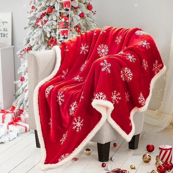 NEW Red Sherpa Christmas Throw Blanket, Fuzzy Fluffy Soft Cozy Blanket 50" X 60" - Picture 1 of 9